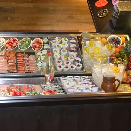 Parc ホテル Carvin