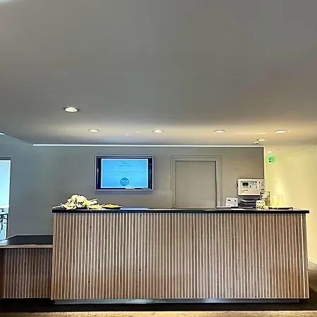 Parc Hotel Carvin