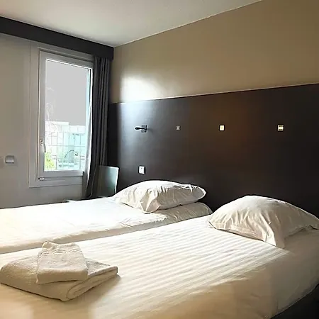 Parc Hotel 3*